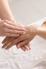 Creamy hand exfoliation leaves silky skin.