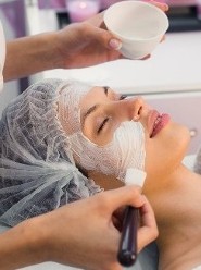 A creamy skin peel restores smoothness and glow
